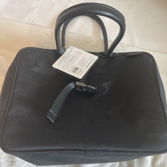 Corkcicle Baldwin Boxer Black Camo Lunch Tote - Picture 2 of 5